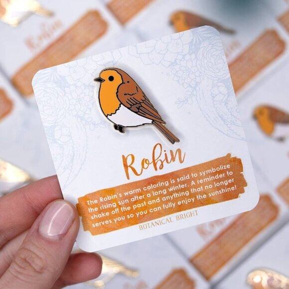 Robin‎ Bird Enamel Pin - Gold Plated Nature & Wildlife Jewelry - Garden Brooch - Picture 2 of 3